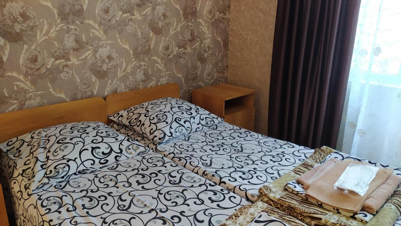 מלון גגרה Samira חדר תמונה